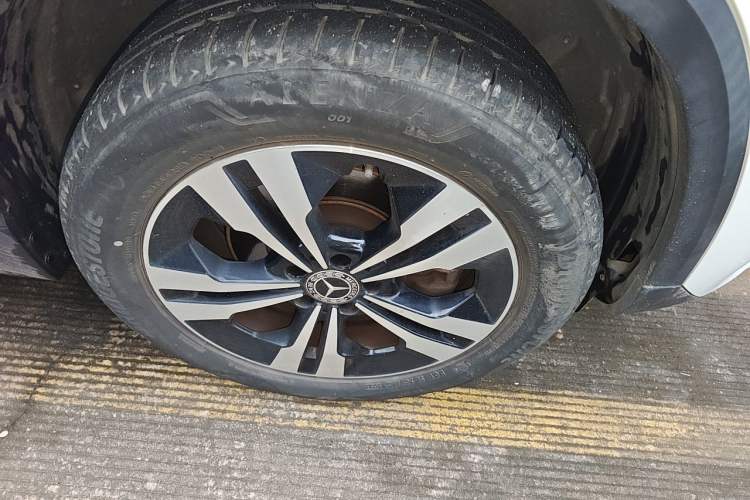 Used Mercedes-Benz GLA 2022 Facelifted GLA 200 Right Front Wheel Hub