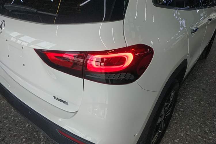 Used Mercedes-Benz GLA 2022 Facelifted GLA 200 Right Rear Taillight