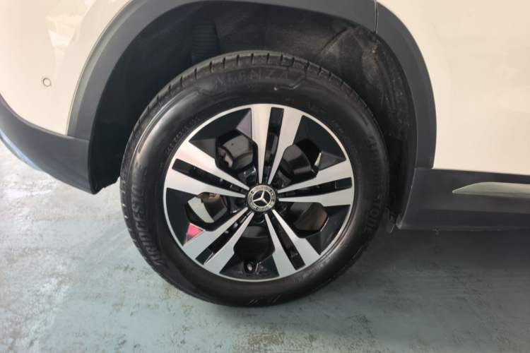 Used Mercedes-Benz GLA 2022 GLA 220 Right Rear Wheel Hub