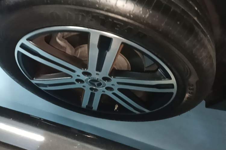 Used Mercedes-Benz GLA 2022 GLA 220 4MATIC Right Rear Wheel Hub