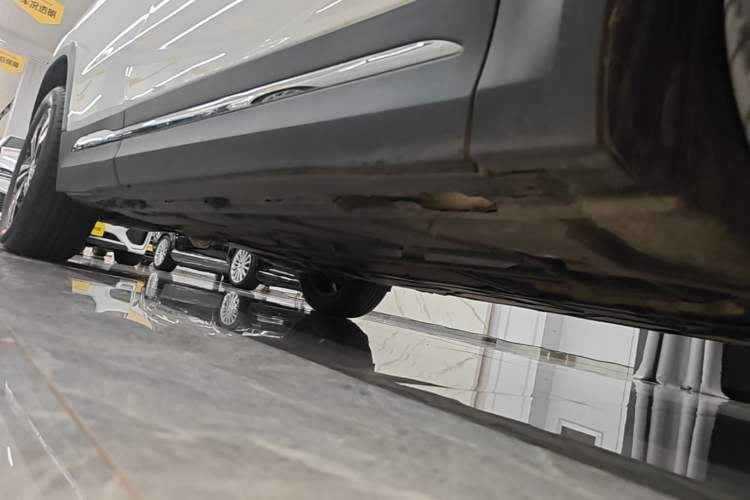 Used Mercedes-Benz GLA 2022 Facelifted GLA 200 Right Side Sill