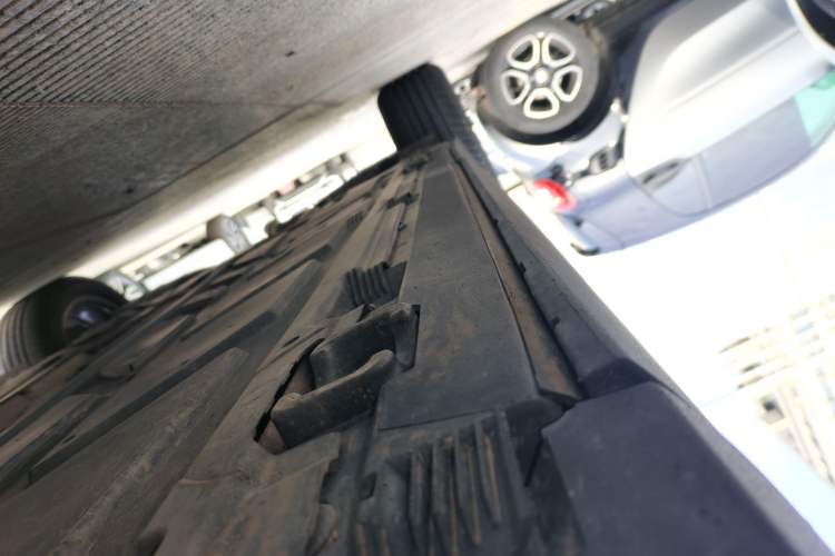 Used Mercedes-Benz GLA 2022 GLA 200 Right Side Sill