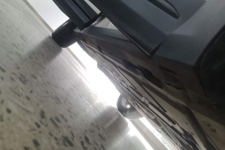 Used Mercedes-Benz GLA 2022 GLA 220 4MATIC Right Side Sill