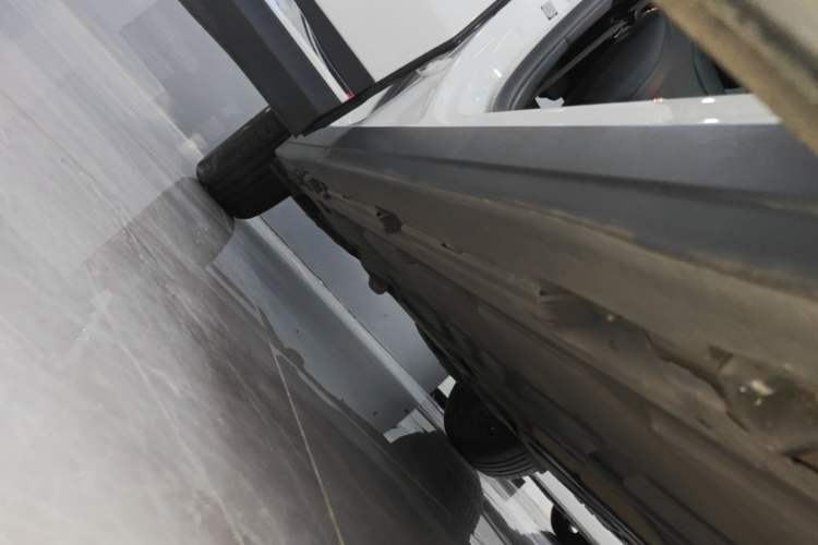 Used Mercedes-Benz GLA 2022 Facelifted GLA 200 Right Side Sill