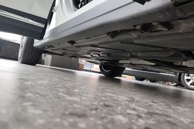 Used Mercedes-Benz GLA 2022 Facelifted GLA 200 Right Side Sill