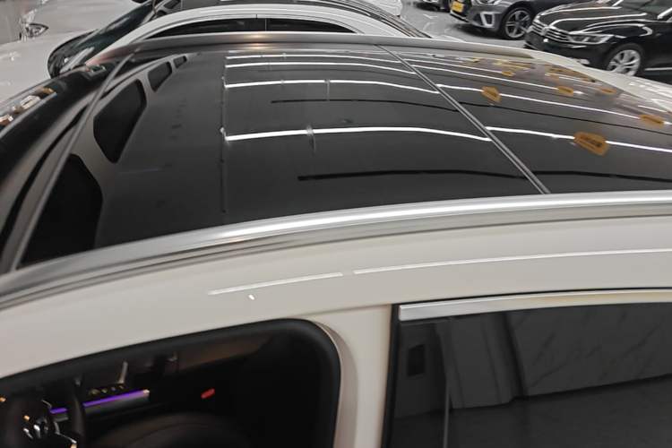 Used Mercedes-Benz GLA 2022 Facelifted GLA 200 Roof