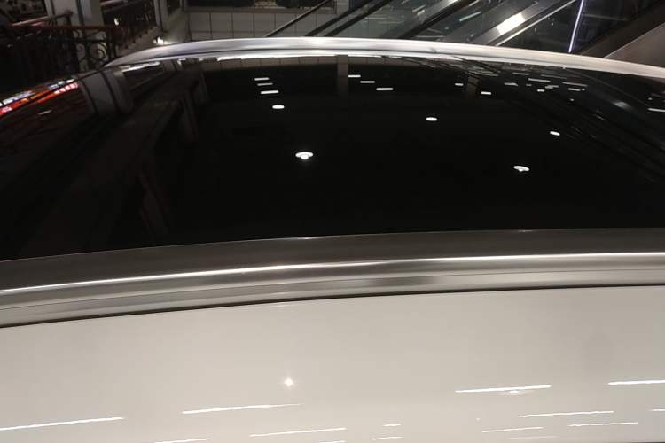 Used Mercedes-Benz GLA 2022 Second Facelift GLA 200 Roof