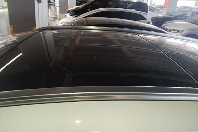 Used Mercedes-Benz GLA 2022 Second Facelift GLA 200 Roof
