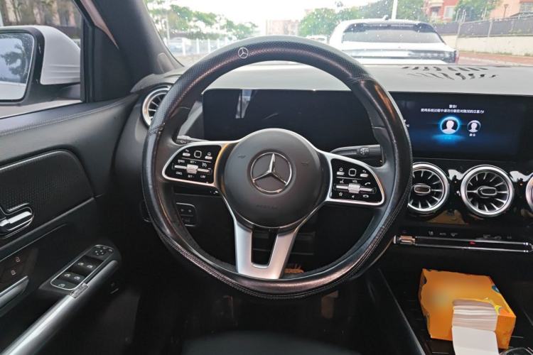 Used Mercedes-Benz GLA 2022 Facelifted GLA 200 Steering Wheel