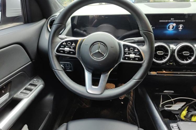 Used Mercedes-Benz GLA 2022 Facelifted GLA 200 Steering Wheel