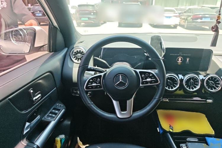 Used Mercedes-Benz GLA 2022 GLA 200 Steering Wheel