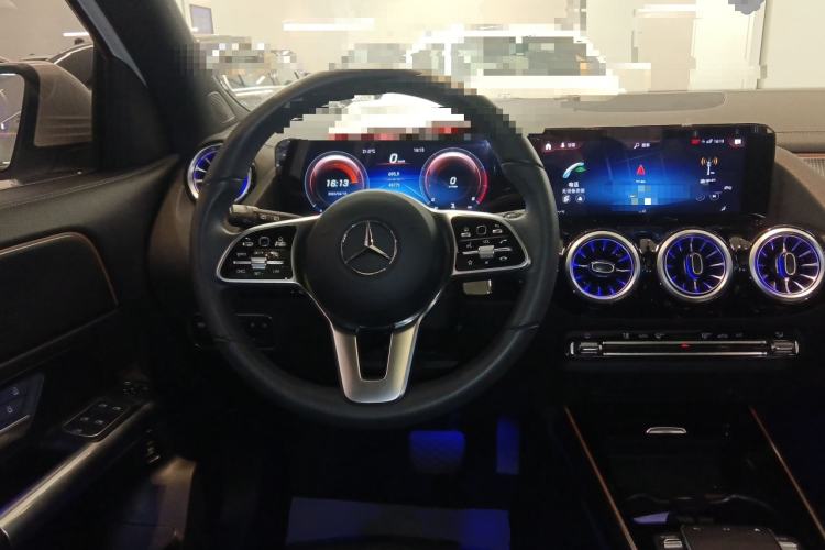 Used Mercedes-Benz GLA 2022 Facelifted GLA 200 Steering Wheel