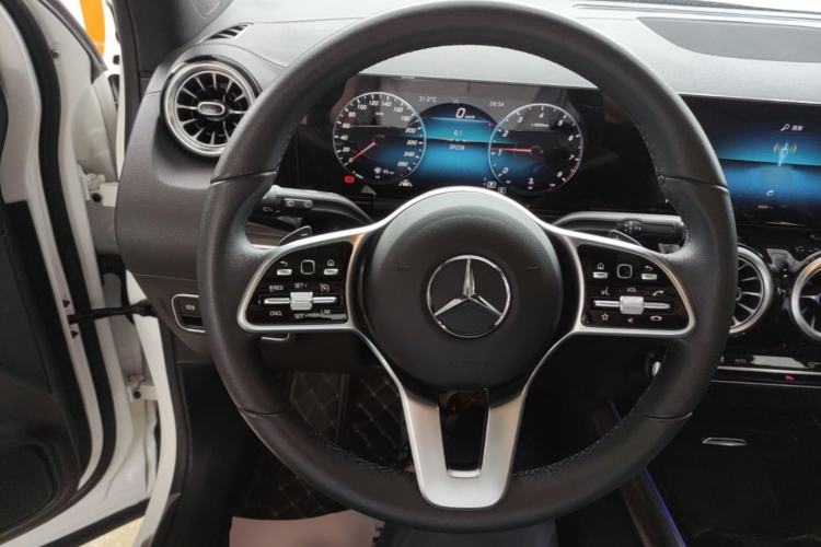 Used Mercedes-Benz GLA 2022 GLA 200 Steering Wheel