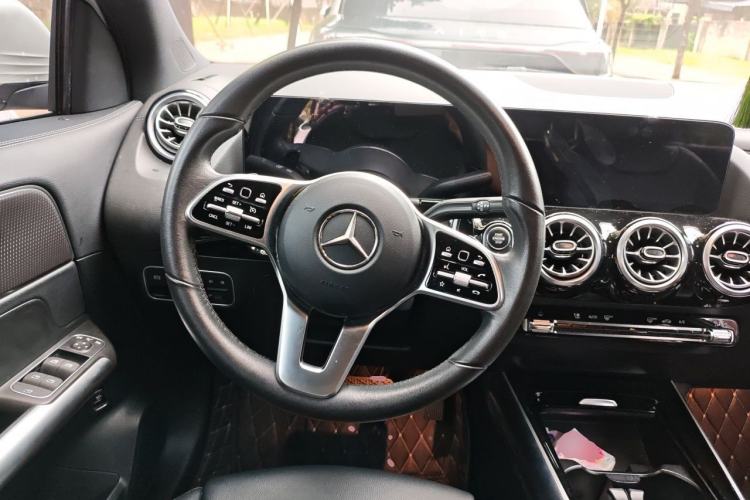 Used Mercedes-Benz GLA 2022 GLA 200 Steering Wheel