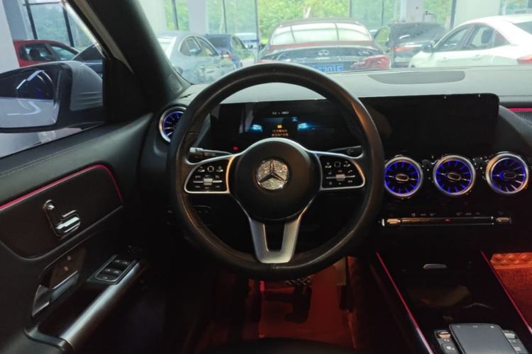 Used Mercedes-Benz GLA 2022 Facelifted GLA 200 Steering Wheel