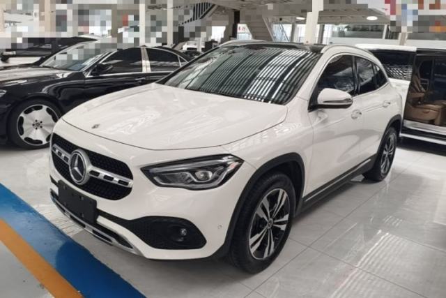 Ojetý Mercedes-Benz GLA 2022 Facelifted GLA 200