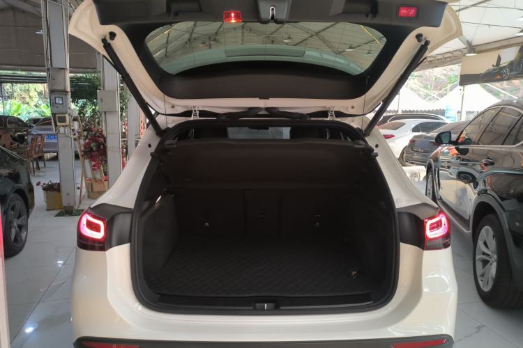 Used Mercedes-Benz GLA 2022 GLA 220 Trunk