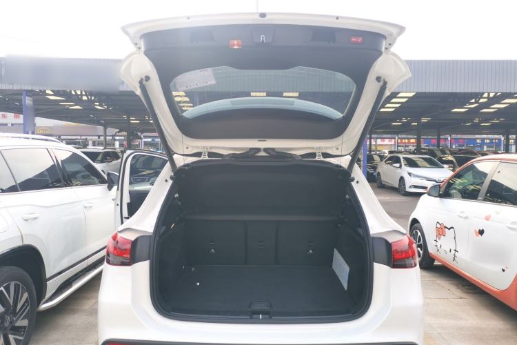 Used Mercedes-Benz GLA 2022 GLA 200 Trunk