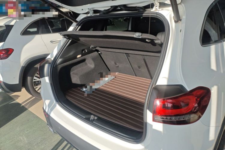 Used Mercedes-Benz GLA 2022 Facelifted GLA 200 Trunk