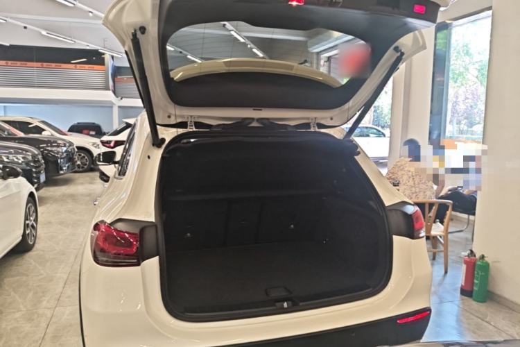 Used Mercedes-Benz GLA 2022 Facelifted GLA 200 Trunk