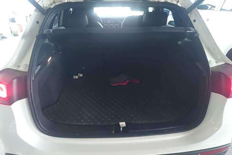 Used Mercedes-Benz GLA 2022 Facelifted GLA 200 Trunk