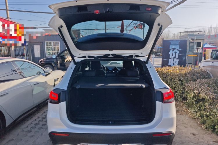 Used Mercedes-Benz GLA 2022 Facelifted GLA 200 Trunk