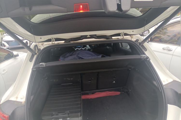 Used Mercedes-Benz GLA 2022 Facelifted GLA 200 Trunk
