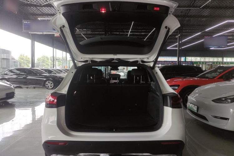 Used Mercedes-Benz GLA 2022 GLA 220 Trunk