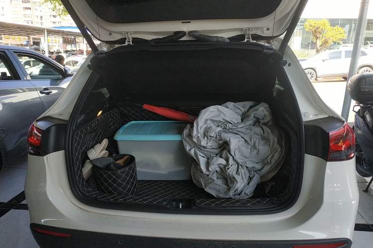 Used Mercedes-Benz GLA 2022 GLA 220 Trunk