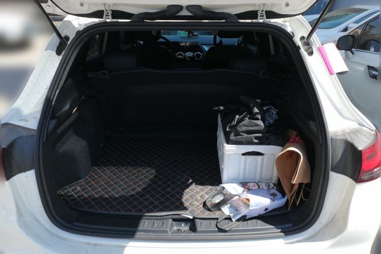 Used Mercedes-Benz GLA 2022 Second Facelift GLA 200 Trunk