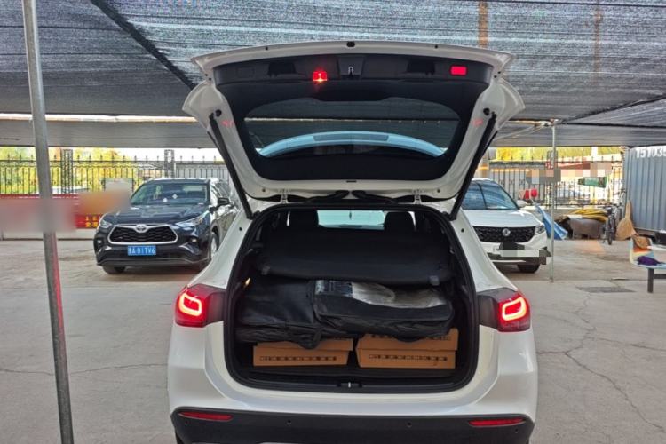 Used Mercedes-Benz GLA 2022 Facelifted GLA 200 Trunk