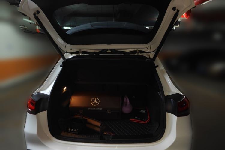 Used Mercedes-Benz GLA 2022 Facelifted GLA 200 Trunk