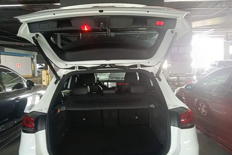 Used Mercedes-Benz GLA 2022 Second Facelift GLA 200 Trunk