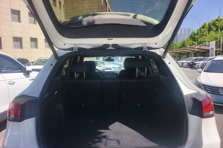 Used Mercedes-Benz GLA 2022 GLA 200 Trunk