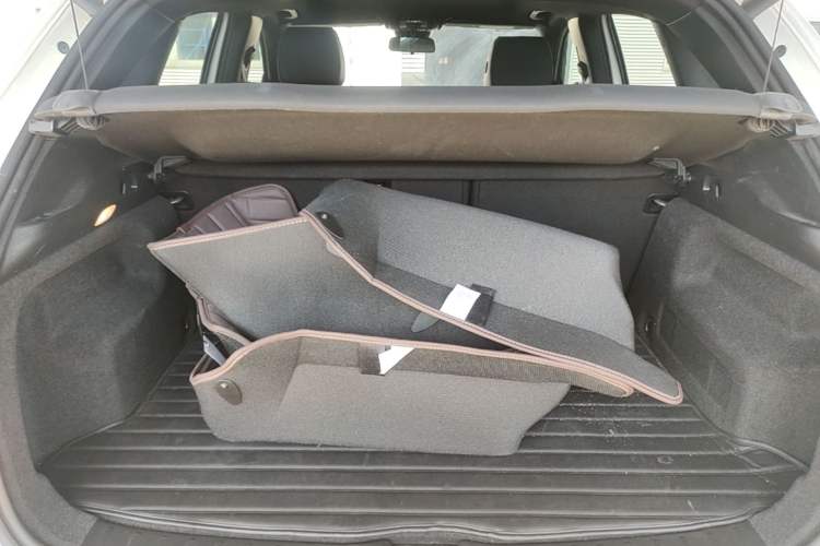Used Mercedes-Benz GLA 2022 Facelifted GLA 200 Trunk