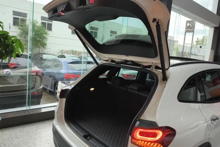 Used Mercedes-Benz GLA 2022 GLA 220 4MATIC Trunk