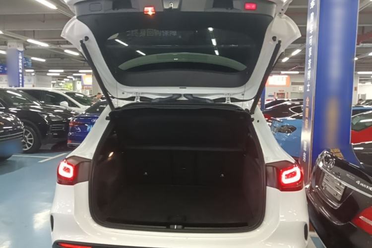 Used Mercedes-Benz GLA 2022 GLA 220 4MATIC Trunk
