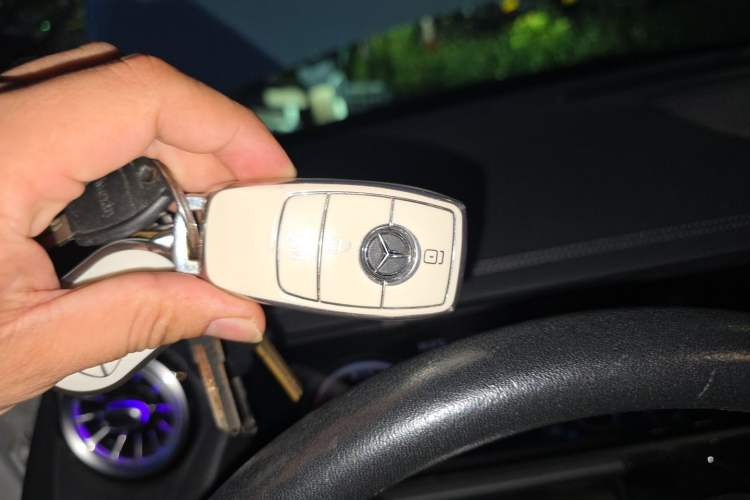Used Mercedes-Benz GLA 2022 Second Facelift GLA 200 Vehicle Key