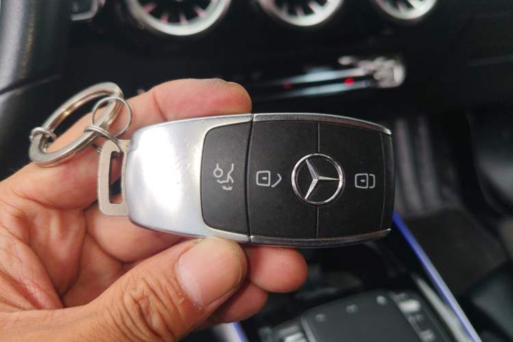 Used Mercedes-Benz GLA 2022 GLA 200 Vehicle Key