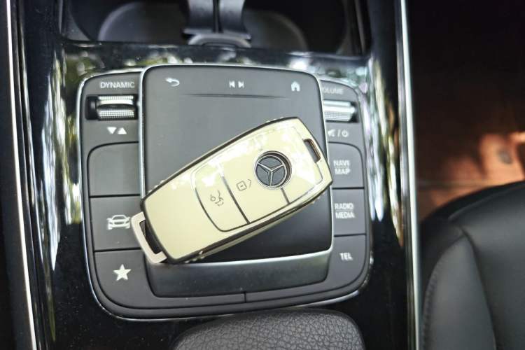 Used Mercedes-Benz GLA 2022 Second Facelift GLA 200 Vehicle Key