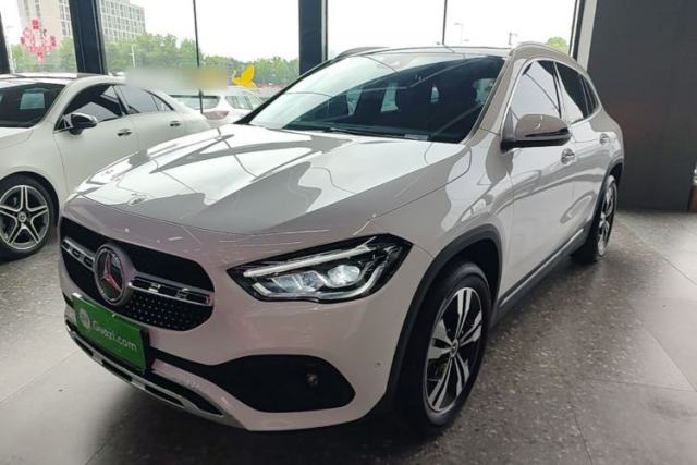 Ojetý Mercedes-Benz GLA 2022 Facelifted GLA 200