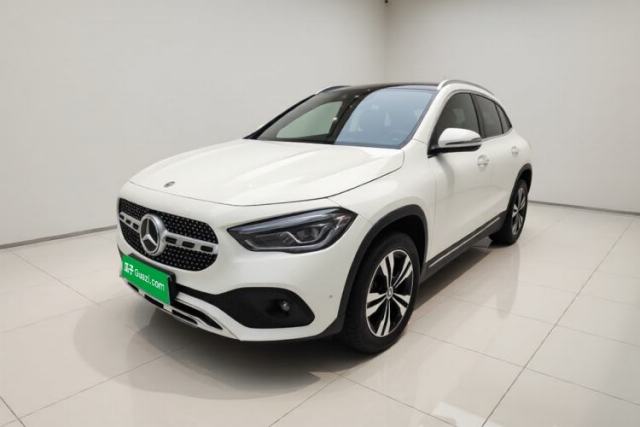 Ojetý Mercedes-Benz GLA 2022 GLA 200