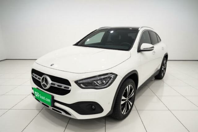 Ojetý Mercedes-Benz GLA 2022 Facelifted GLA 200