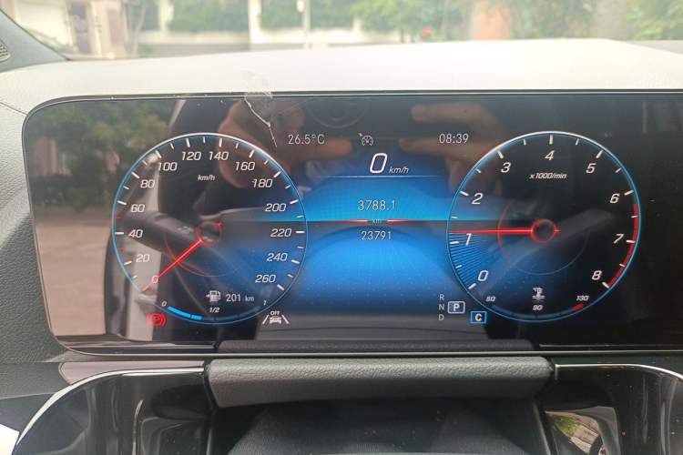 Used Mercedes-Benz GLA 2022 Second Facelift GLA 200 Instrument Cluster