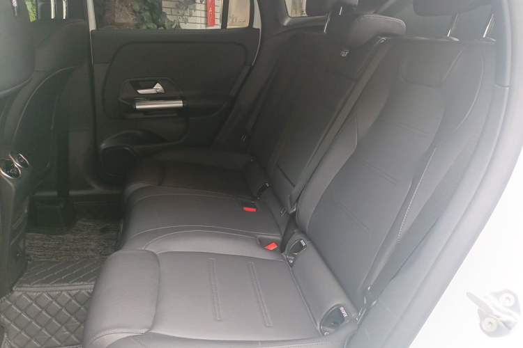 Used Mercedes-Benz GLA 2022 Second Facelift GLA 200 Left Rear Seat