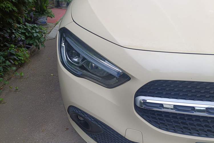 Used Mercedes-Benz GLA 2022 Second Facelift GLA 200 Right Front Headlight