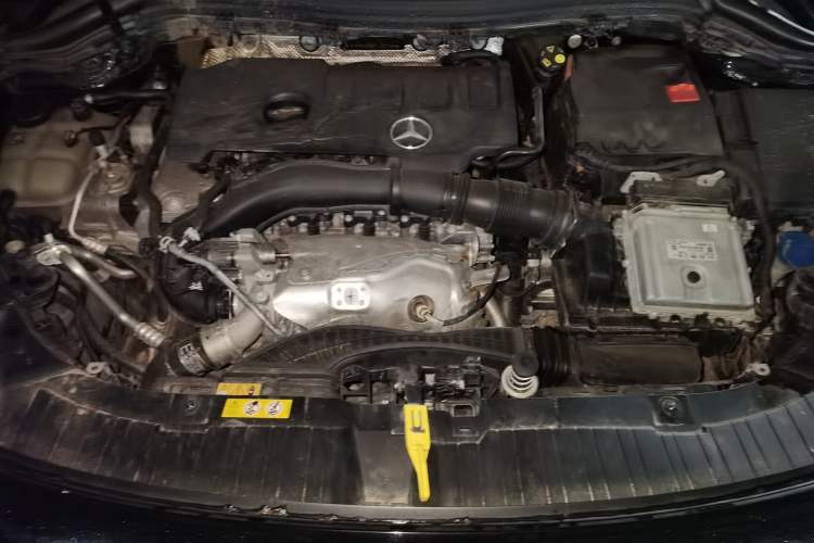 Used Mercedes-Benz GLA 2023 GLA 220 Engine Bay