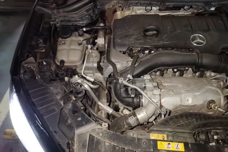 Used Mercedes-Benz GLA 2023 GLA 220 Engine Bay Right