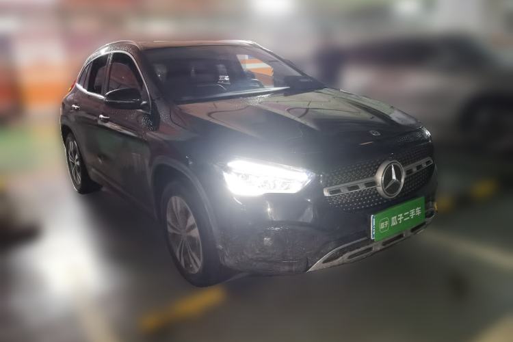Used Mercedes-Benz GLA 2023 GLA 220 Front Right 45 Deg