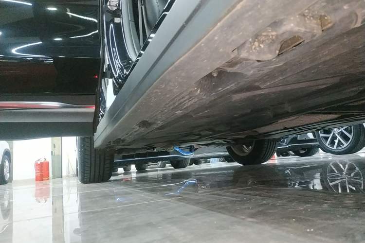 Used Mercedes-Benz GLA 2023 GLA 200 Right Side Sill